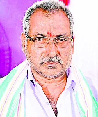 రిటైర్‌మెంట్‌ బెనిఫిట్స్‌ అందవేమోనని...