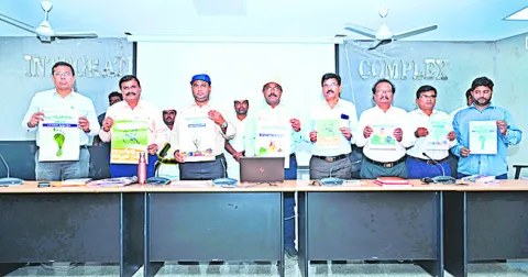 జిల్లాను అగ్రగామిగా నిలపాలి 