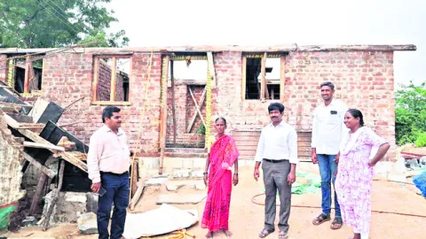 ఇందిరమ్మ ఇళ్ల నిర్మాణం వేగవంతం  
