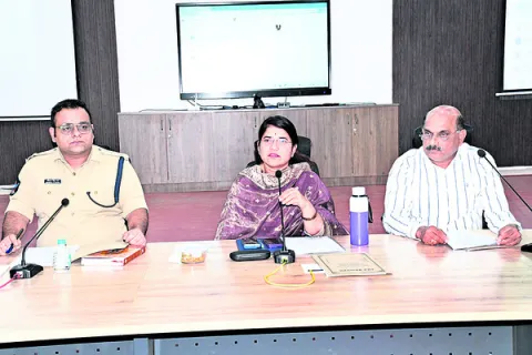 రోడ్డు ప్రమాదాల నివారణకు పటిష్ట చర్యలు