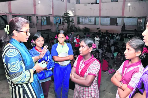 మెనూ తప్పనిసరిగా పాటించాలి 