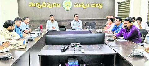మహిళల జీవన ప్రమాణాలు మెరుగుపడాలి