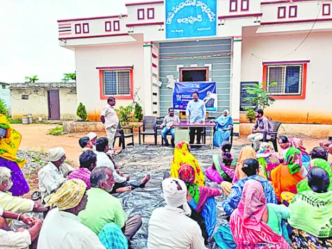 వ్యసనాలకు దూరంగా ఉండాలి