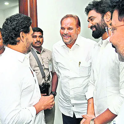ఆత్మీయ కలయిక 