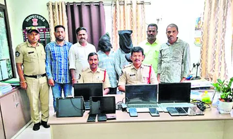ల్యాప్‌టాప్స్‌,సెల్‌ఫోన్‌  దొంగల అరెస్ట్‌