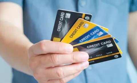 Man Ends Life In Credit Card Notices