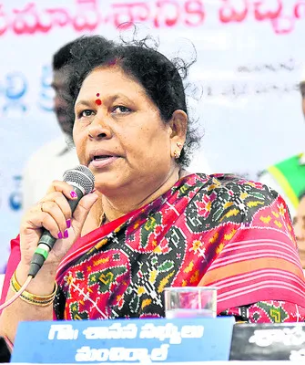 ఆసిఫాబాద్‌–ఆదిలాబాద్‌ రోడ్డు పూర్తి చేయాలి 