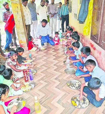 పెద్దపేట విద్యార్థులను తరలించం