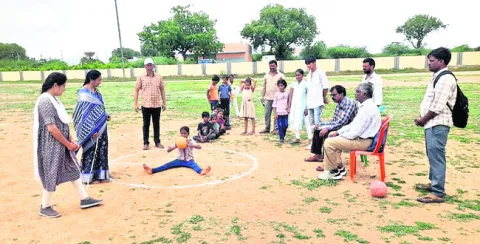 ఉత్సాహంగా క్రీడా పాఠశాలల ఎంపిక పోటీలు 