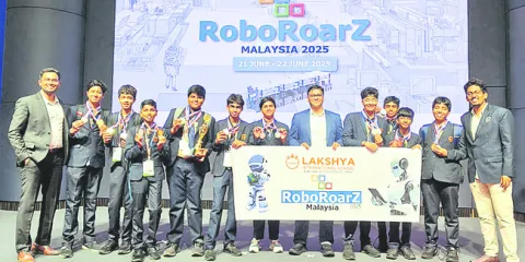 ఇంటర్నేషనల్‌ రోబోటిక్స్‌ పోటీల్లో ప్రతిభ