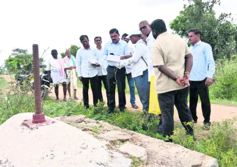 నాగులకుంట కబ్జాపై నివేదిక ఇవ్వండి 