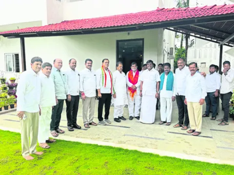 ‘పార్టీకి సేవ చేసిన వారికి తగిన గుర్తింపు’ 
