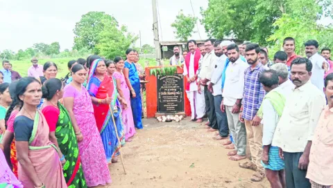 నియోజకవర్గ అభివృద్ధికి కృషి 