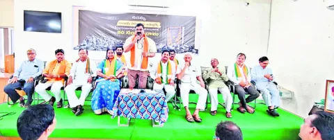 పదవిని కాపాడుకోవడానికే ఎమర్జెన్సీ