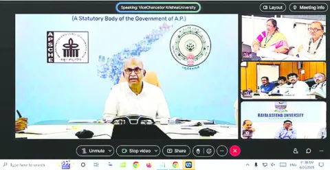 అడ్మిషన్లు లేని కళాశాలలకు నోటీసులు