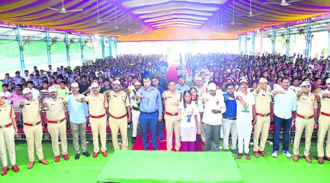 డ్రగ్స్‌ను దరి చేరనీయొద్దు