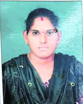 కొడుకును చూసేందుకు వచ్చి గుండెపోటుతో మృతి