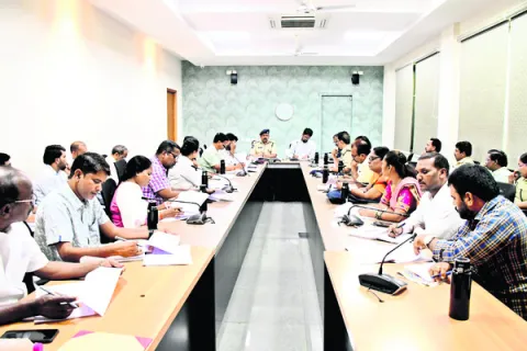 ‘మత్తు’ నియంత్రణకు పకడ్బందీ చర్యలు 