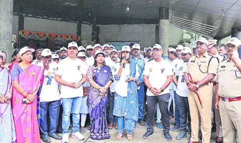 దరఖాస్తుల విచారణ వేగిరం