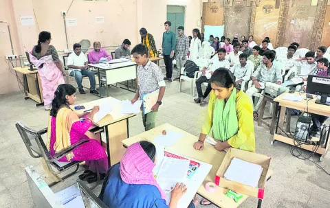 సర్టిఫికెట్ల పరిశీలన షురూ