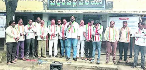 ‘కార్మికులకు నిత్యం అందుబాటులో ఉంటాం’
