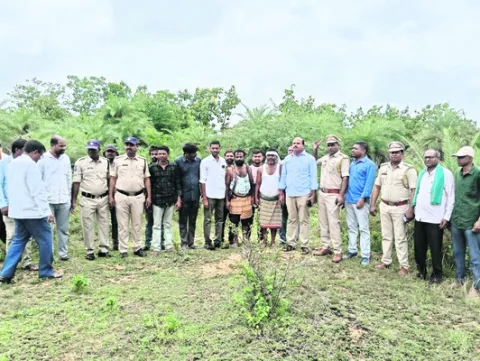 స్వచ్ఛమైన కల్లును అందించాలి