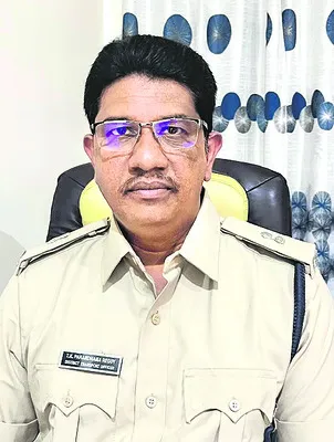 స్కూల్‌ బస్సులకు ఫిట్‌నెస్‌ సర్టిఫికెట్లు తప్పనిసరి 

