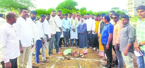 అర్హులందరికీ ఇందిరమ్మ ఇళ్లు