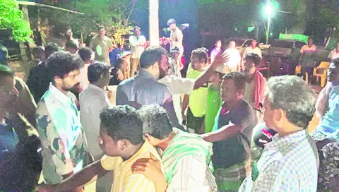 అచ్చియ్యపాలెంలో విషాద ఛాయలు