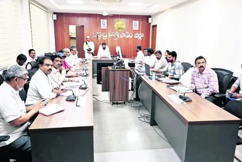 ఆధార్‌ అప్‌డేట్‌ తప్పనిసరి
