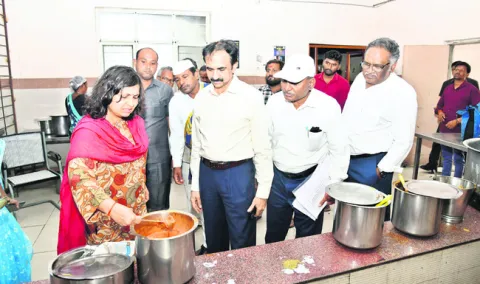 మెనూ ప్రకారం ఎందుకు ఇవ్వడం లేదు? 