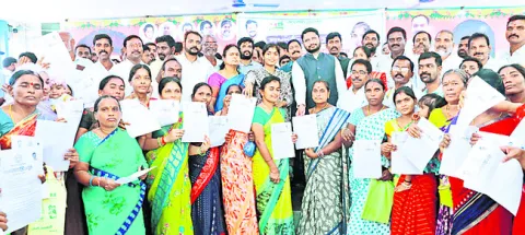 సొంతింటి కల నెరవేర్చడమే ప్రభుత్వ లక్ష్యం