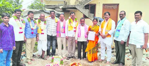 సత్వరం పూర్తి చేయండి 
