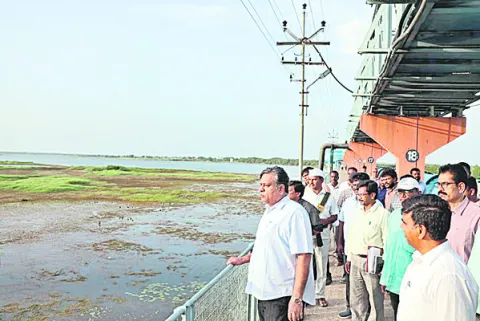 మంజీరా మరమ్మతుకు 3.5కోట్లు 