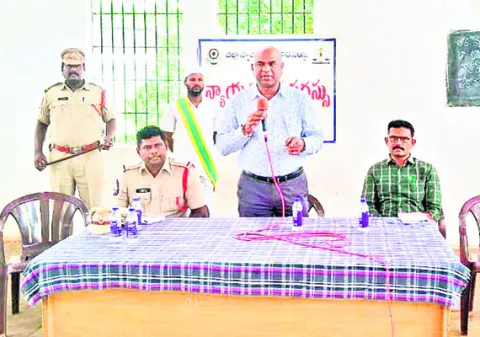 జైలులో సౌకర్యాలపై ఆరా