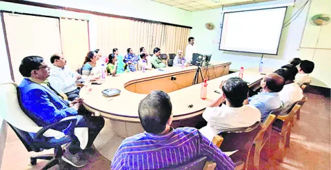 స్నాతకోత్సవానికి సమన్వయంతో పనిచేయాలి