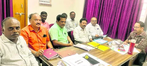 ఓపెన్‌ పది, ఇంటర్‌ ప్రవేశాలు పెంచాలి