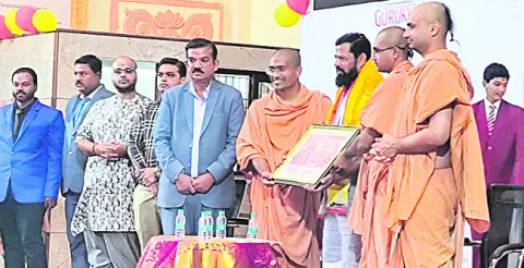 దేశ రక్షణలో యువత కీలకం 