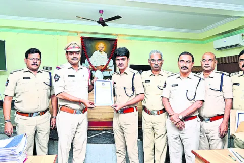 పోలీస