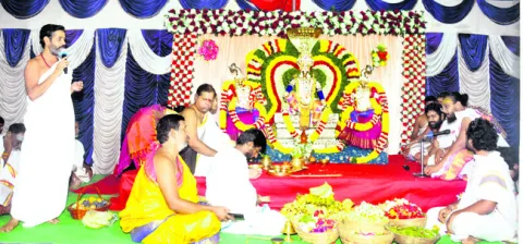 కలా్యణం.. కమనీయం