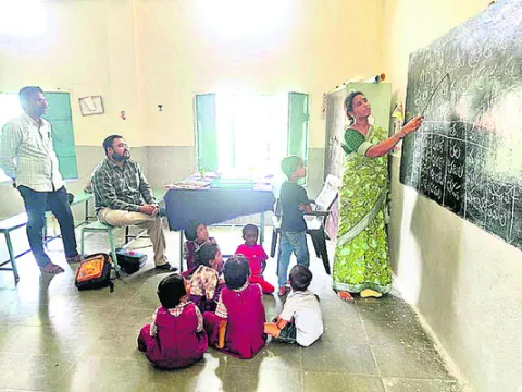 అర్థవంతంగా బోధించాలి
