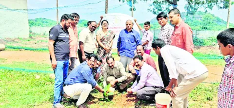 నాణ్యమైన బోధన అందించాలి
