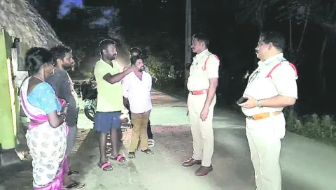 అనుమానంతో స్నేహితునిపై కత్తితో దాడి 