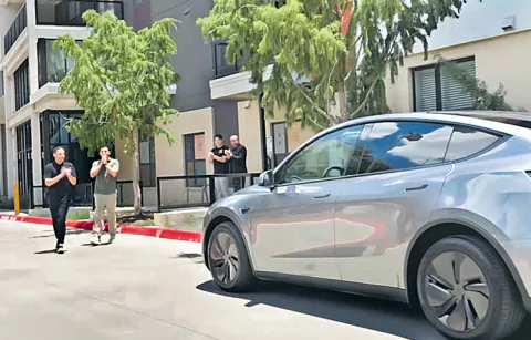 First fully autonomous car self delivery15