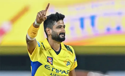 Khaleel Ahmed signs up with Essex for County Championship and One-Day Cup