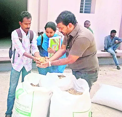 పేరుకే 40 శాతం సబ్సిడీ 