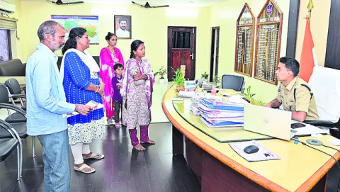 ప్రజా సమస్యల పరిష్కారానికి కృషి 