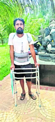 పరిహారం ఇచ్చి ఆదుకోండి.. 