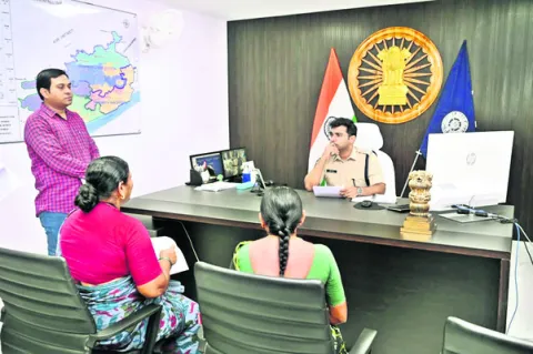 ఎస్పీ కార్యాలయాలనికి 30 అర్జీలు 