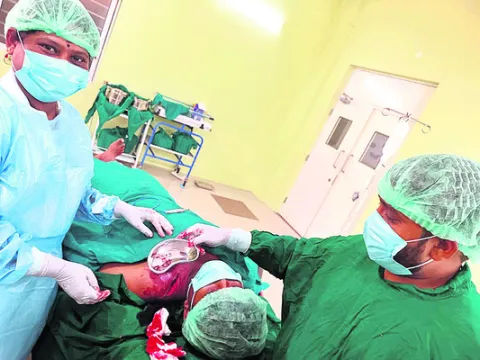 ఆసిఫాబాద్‌ ఆస్పత్రిలో అరుదైన చికిత్స